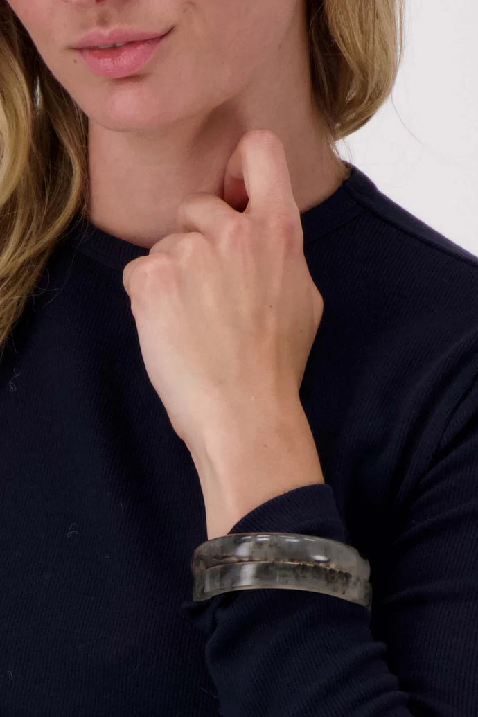 Zusss | Armbänder aus Kunstharz, 2er-Set, beige