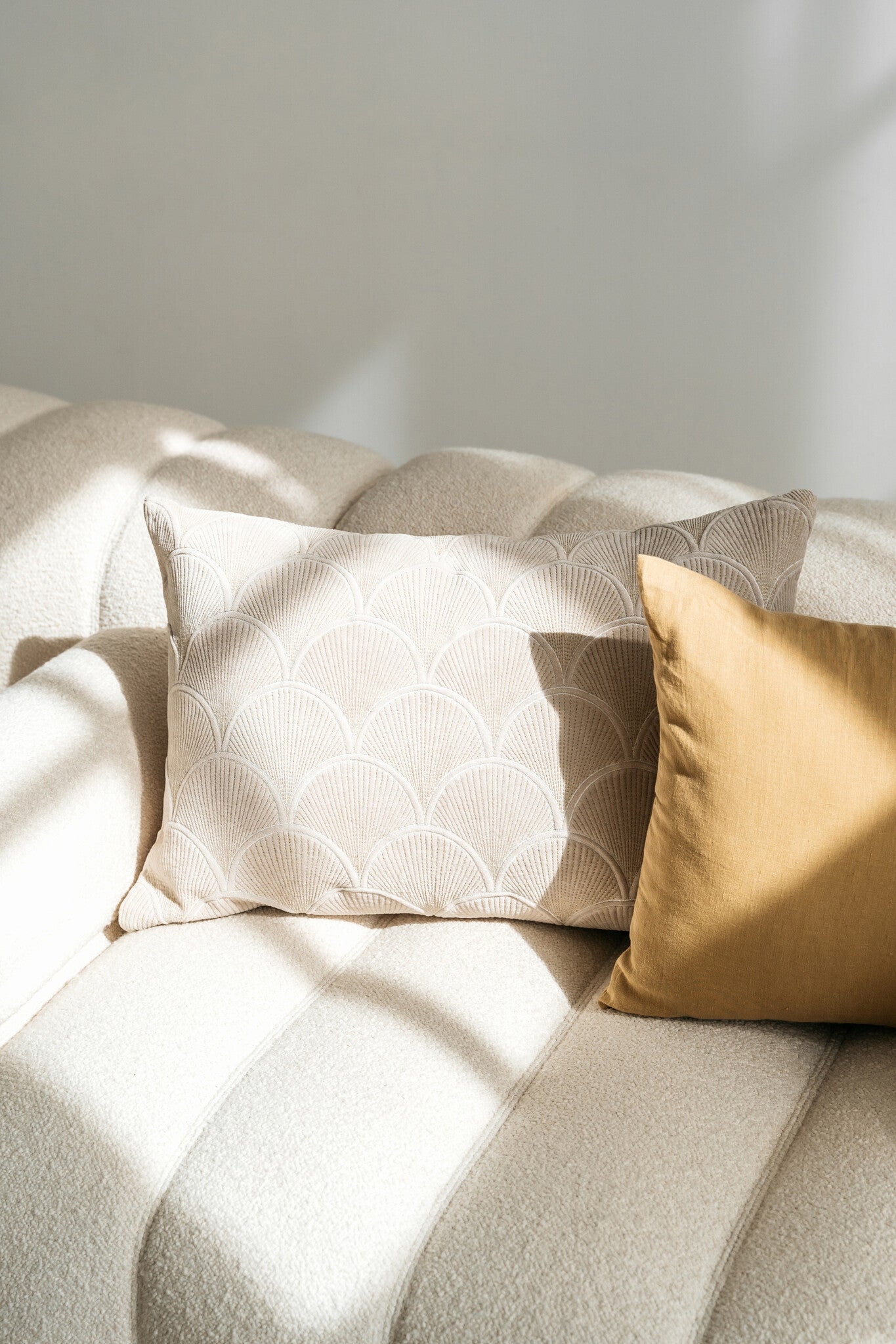 Studio Femme Home Sierkussenhoes Jane geborduurd 60cm