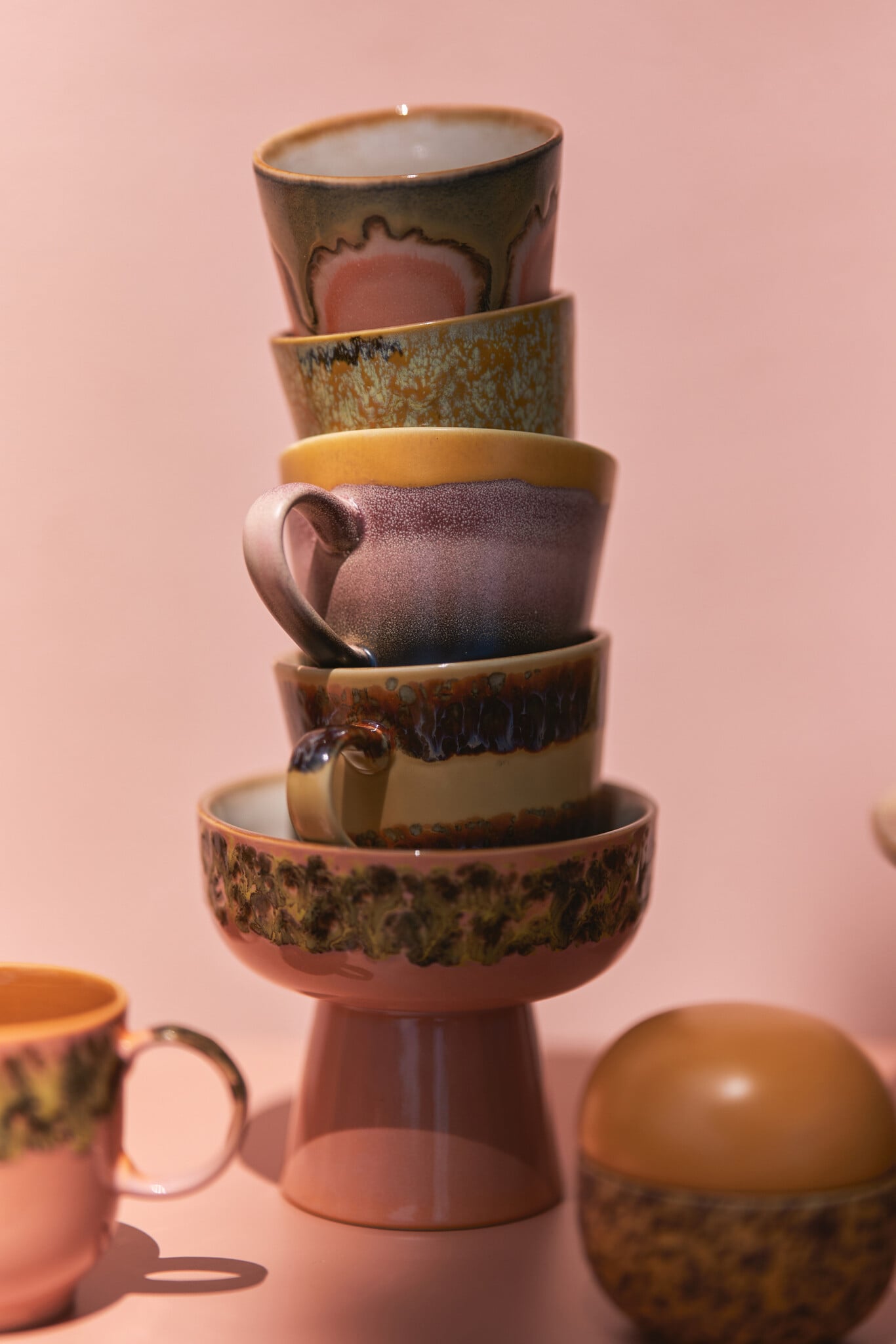 HK Living | 70's servies cappuccinomok Sunset