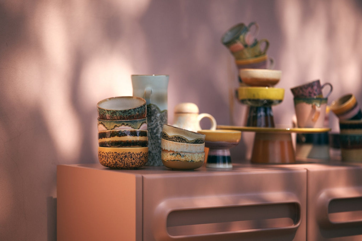 HK Living | 70's servies dessertkom Bay
