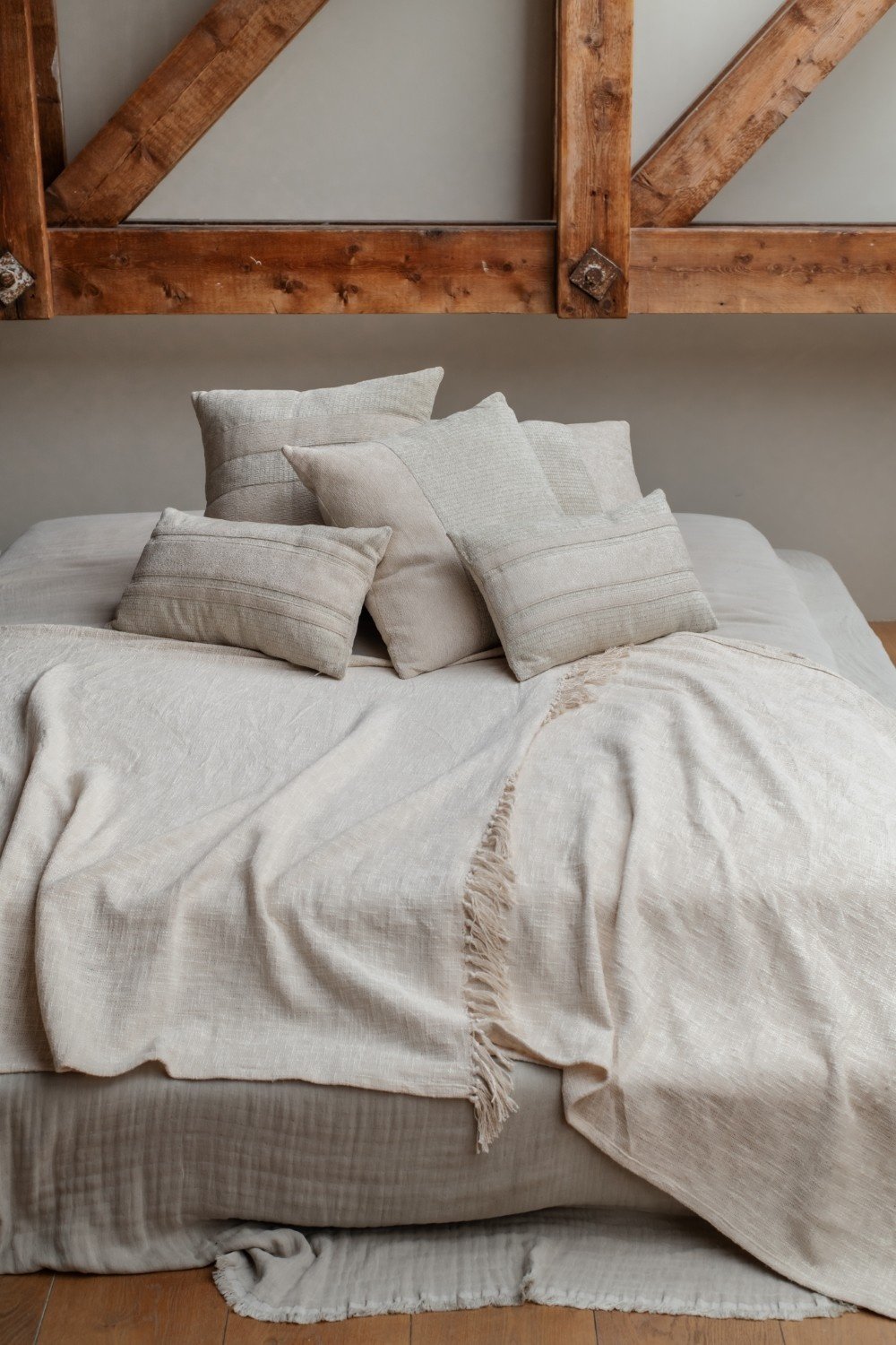 Home Society | Kussen Mira Patch beige