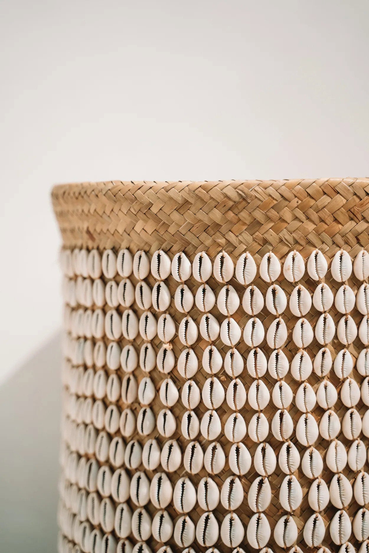 Bazar Bizar Pandan Mand Schelpen wit