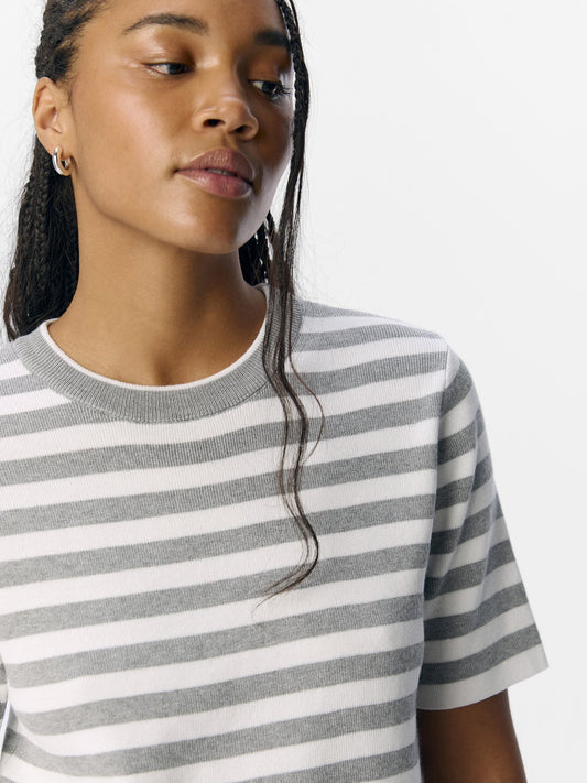 Objekt | Top Ester hellgrau