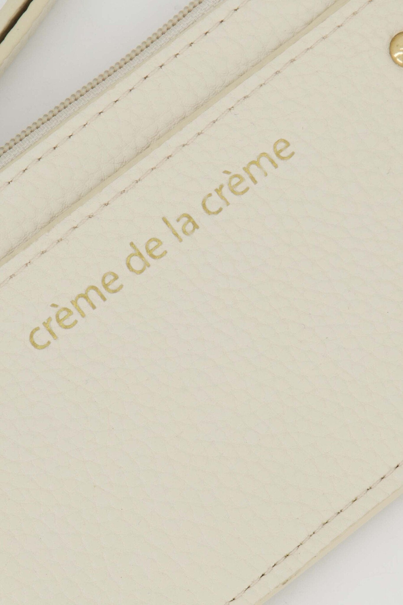 Zusss | Passhülle aus Vega-Leder 