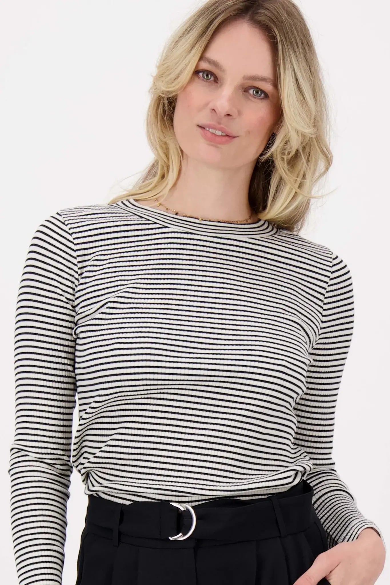 Zusss | Oberrippe mit schwarzem Streifen