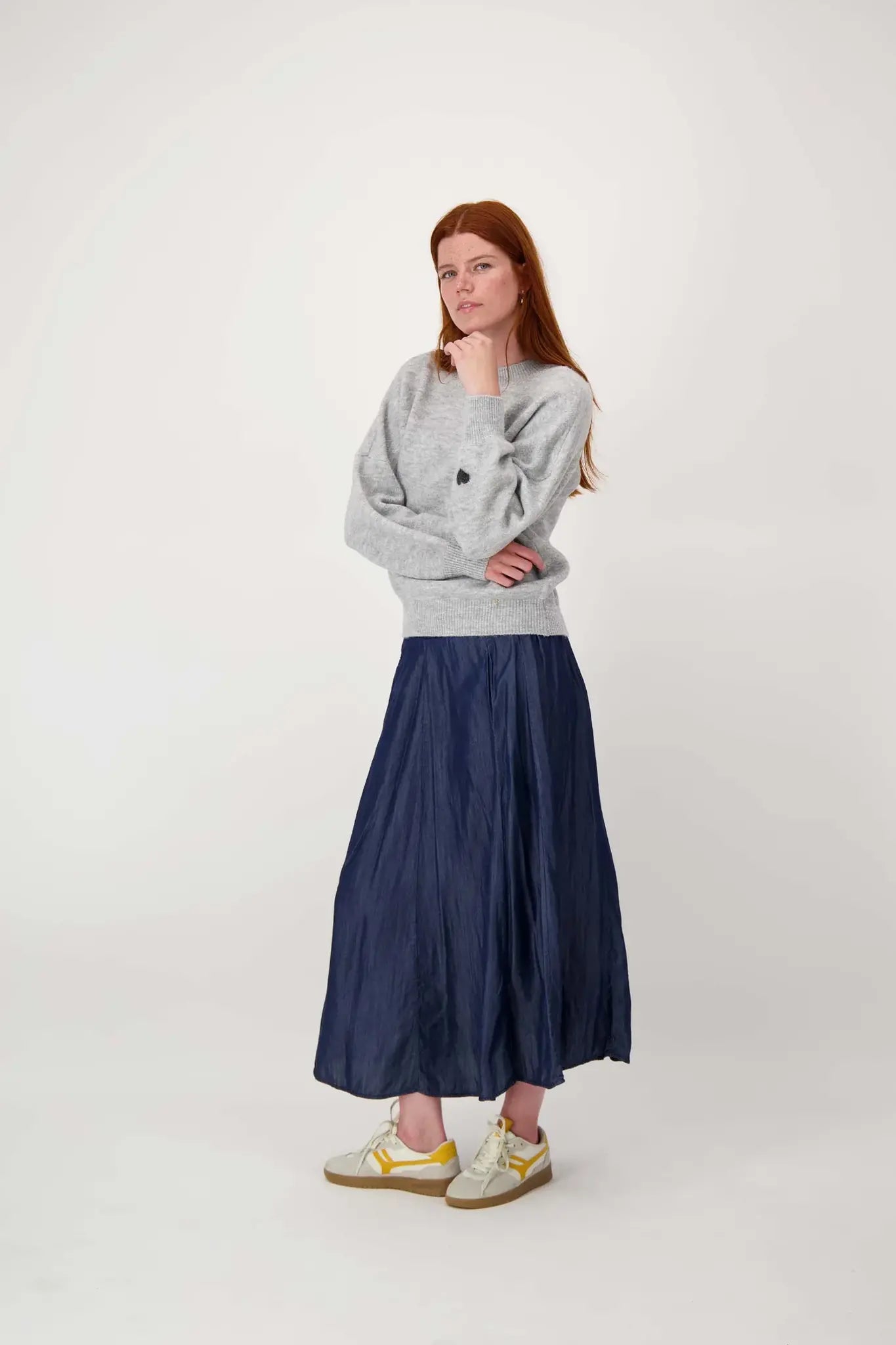 Zusss | Trui met hartje middengrijs