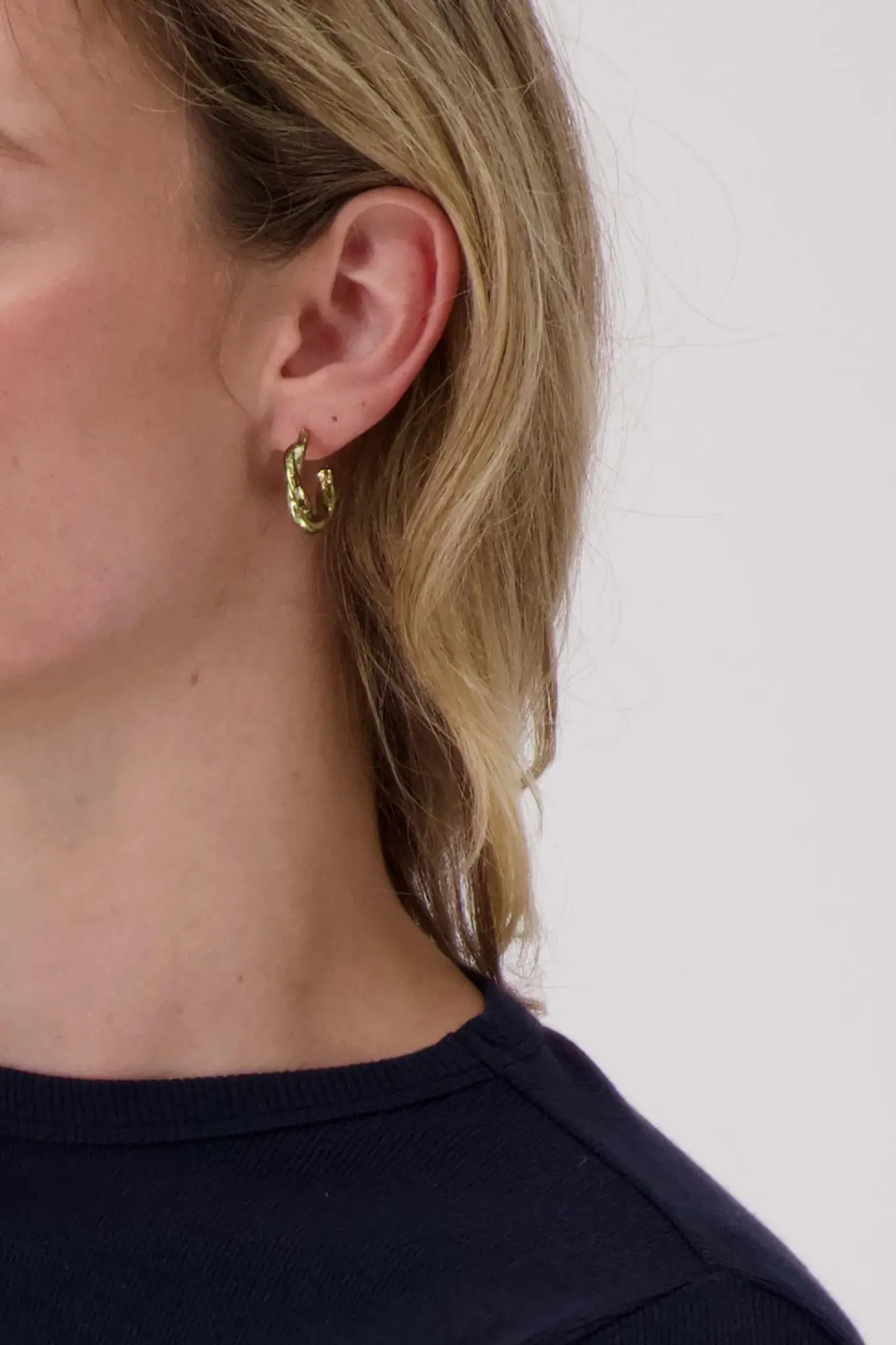 Zusss | Verdrehte Goldohrringe