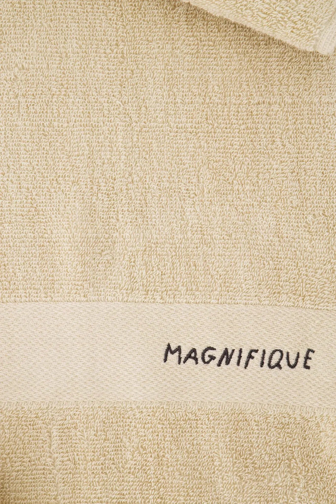 Zusss | Wunderschöne Kücheneinrichtung weiß/sand