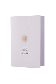 Zusss | Wenskaart hoera een meisje broche wit/roze