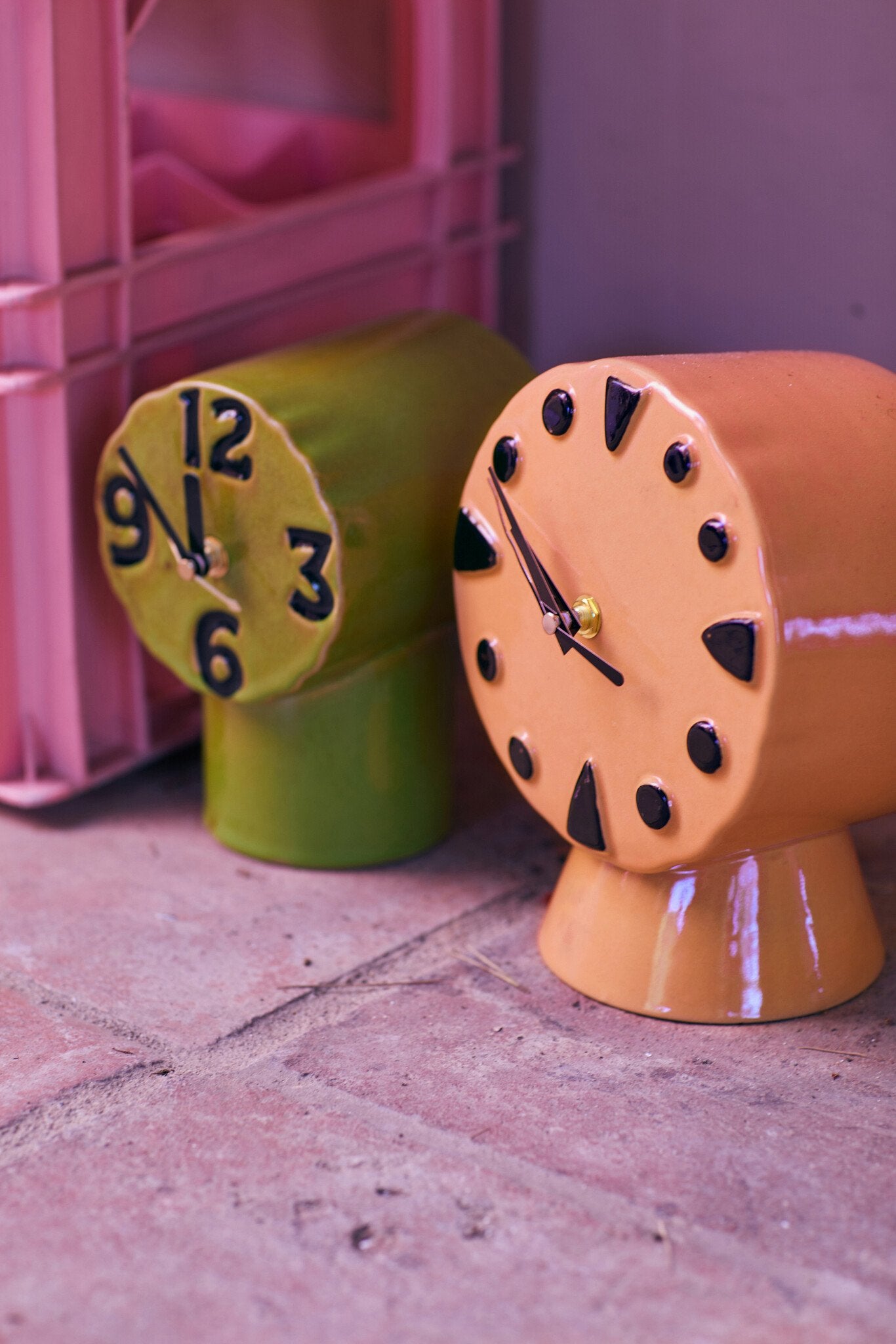 HK Living | Retro clock peach