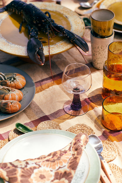 HK Living | 70's servies latte mok hail