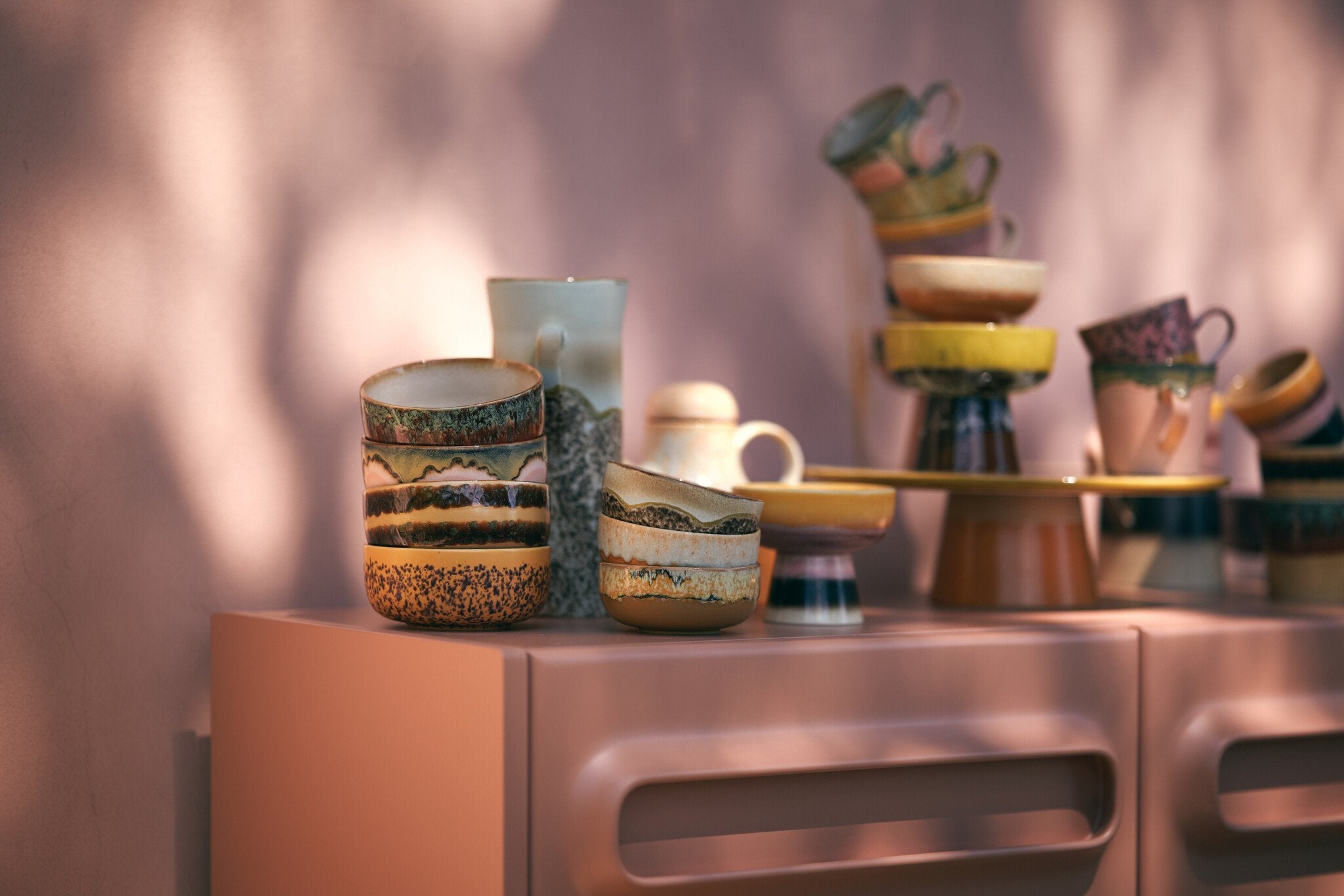 HK Living | 70's servies dessertkom Bay