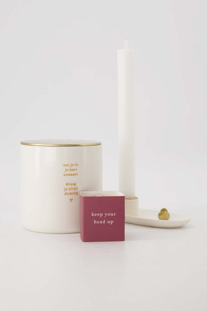Zusss | Geurkaarsje in wikkel keep your head up wit/rood
