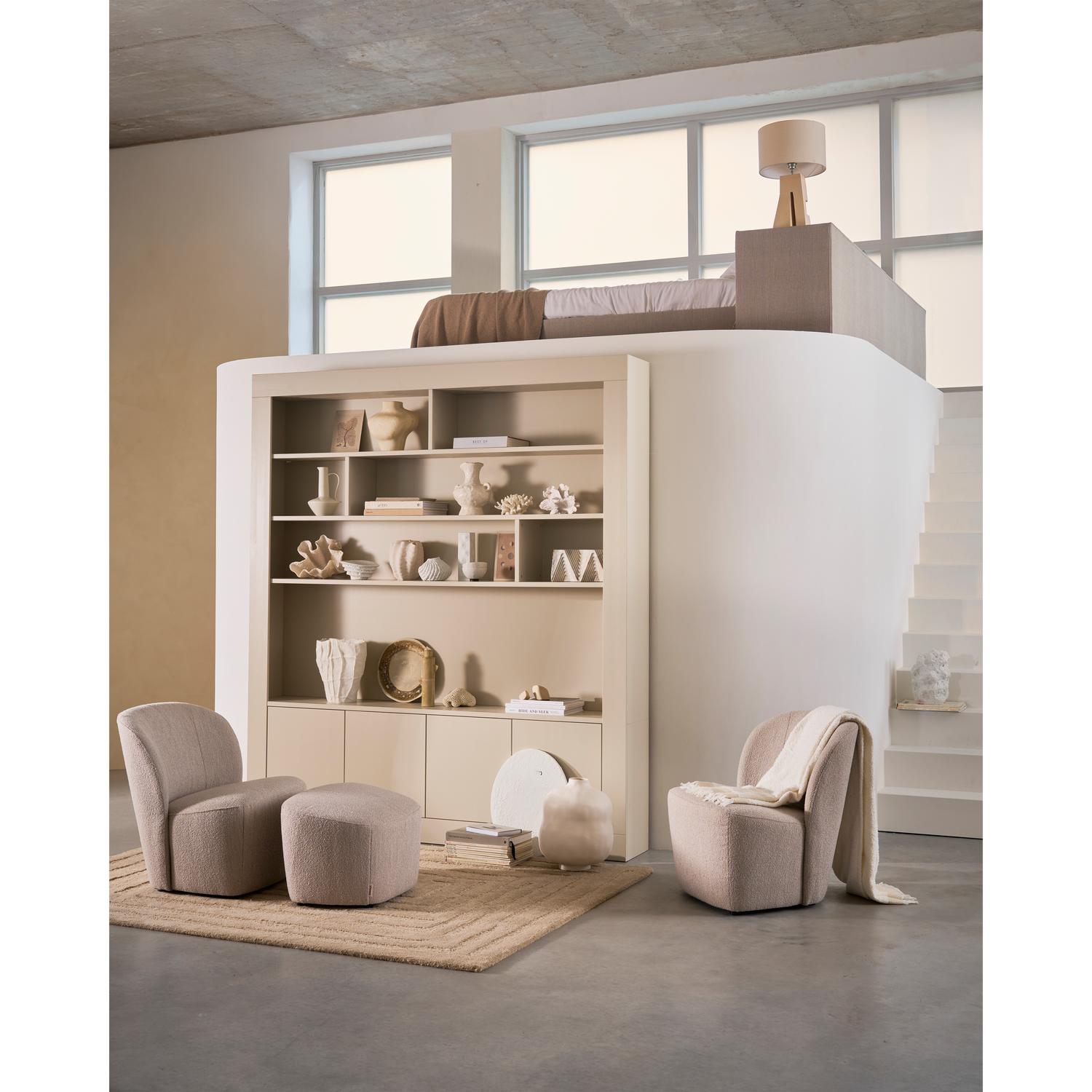 vtwonen Lofty Fauteuil boucle grijs