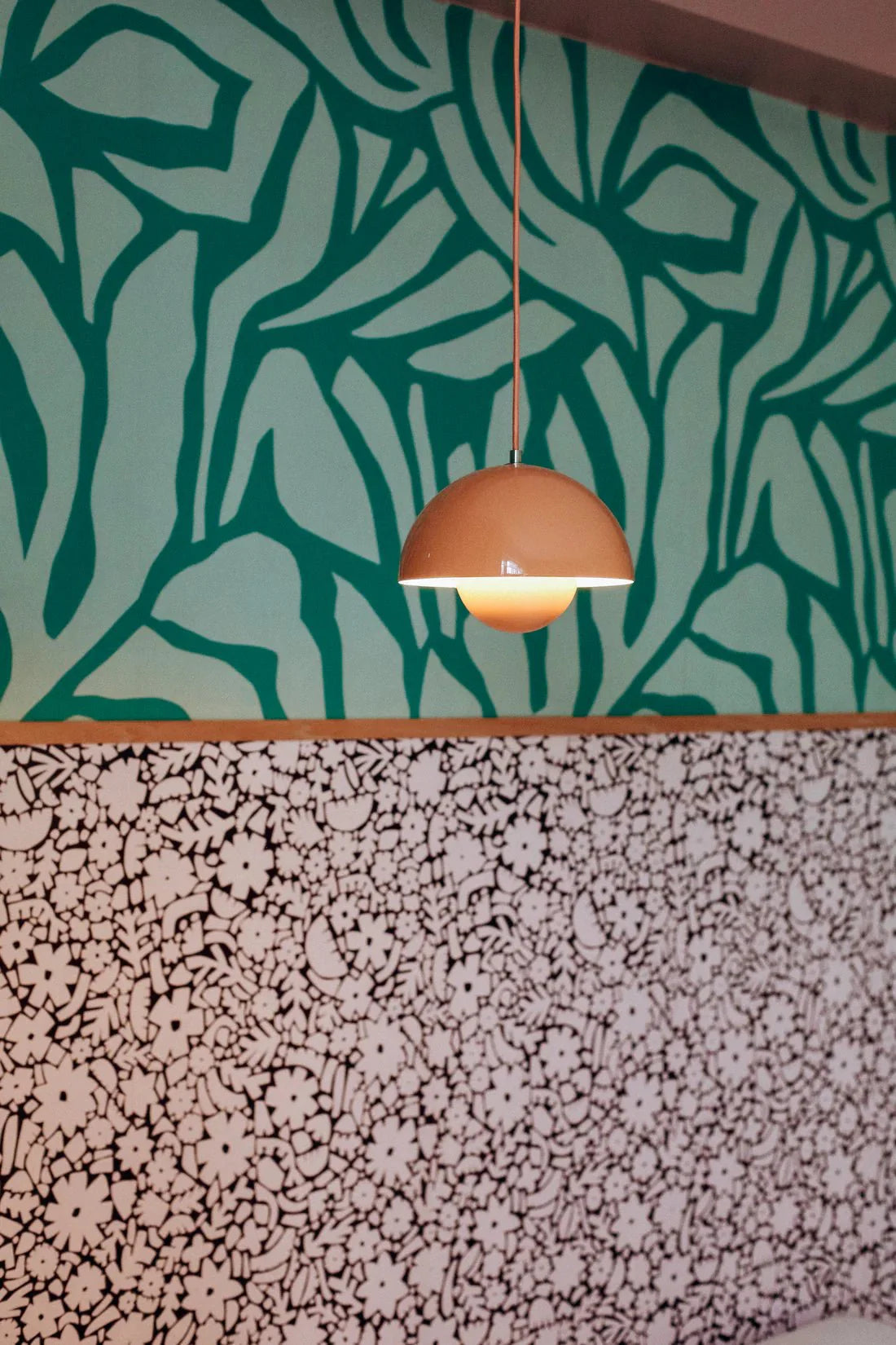 Behangstaal Meet Me at the Wall - Flow Grean 1 - Sabine van Vessem
