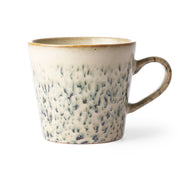 HK Living | 70's servies cappuccinomok Hail