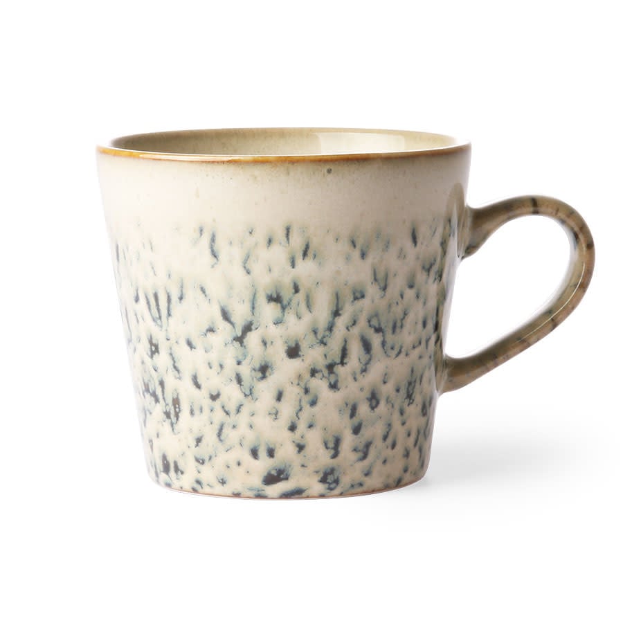 HK Living | 70's servies cappuccinomok Hail