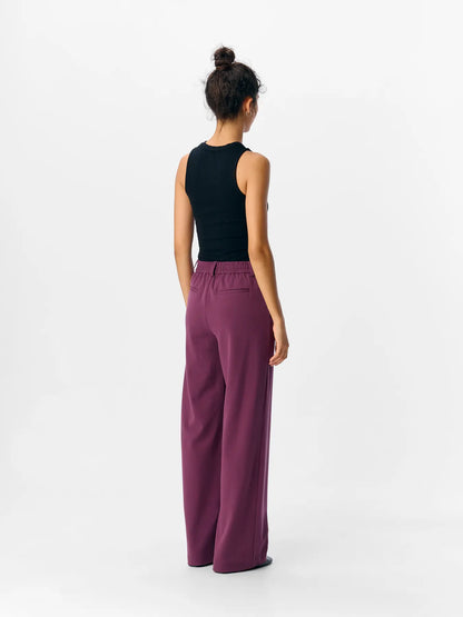 Object | Lisa wide mauve wine NOOS