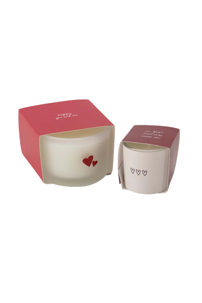 Zusss | Duftkerze in Verpackung „Happy You and Me“ weiß/rot