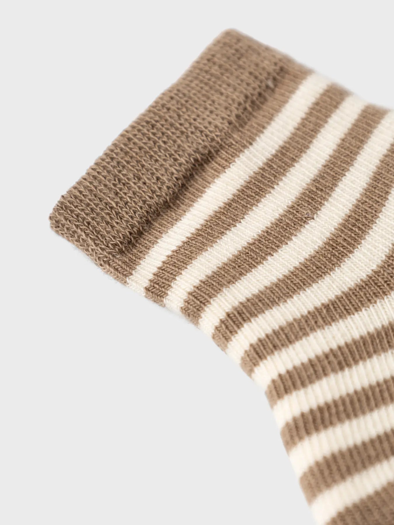 Lil Atelier | Socken Elove Streifenbirke