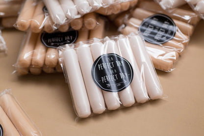 Rustiklys | Kurzes Tischkerzen-Set mit Tischwäsche (6 Stück)