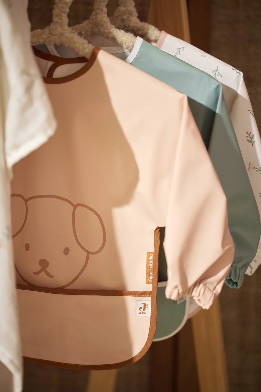 Jollein | Wasserdichte Latzhose mit Ärmeln, Miffy Peekaboo Wildrose