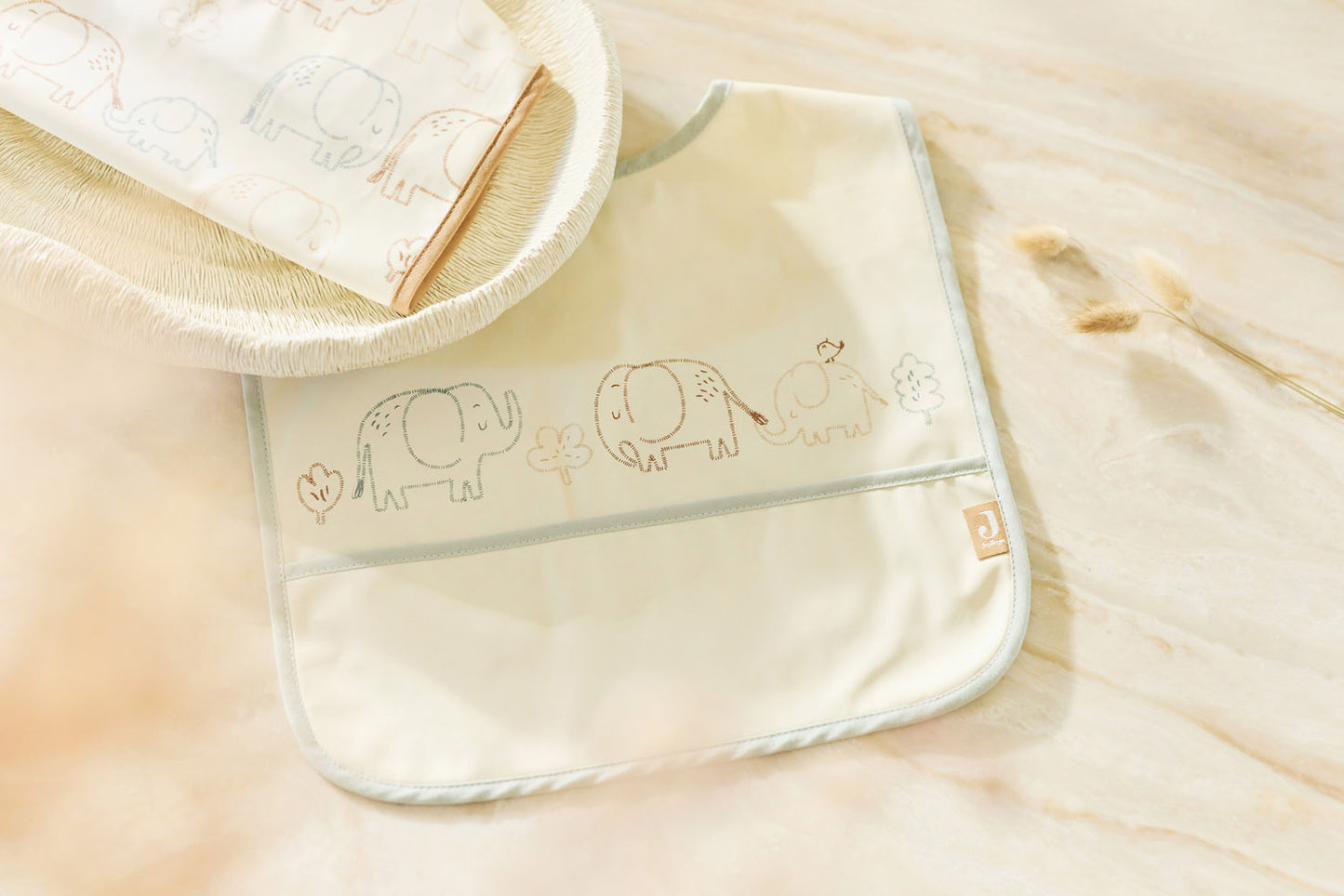 Jollein | Wasserdichte Elefanten-Lätzchen (2er-Pack)