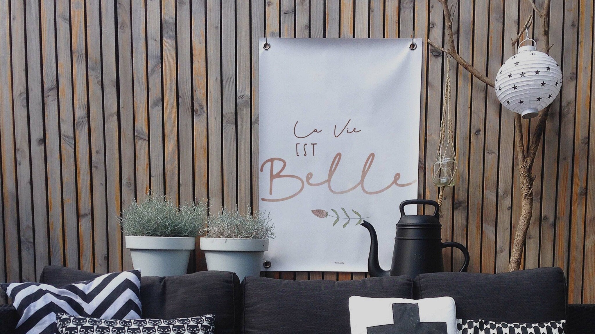VM | Gartenposter La vie est belle