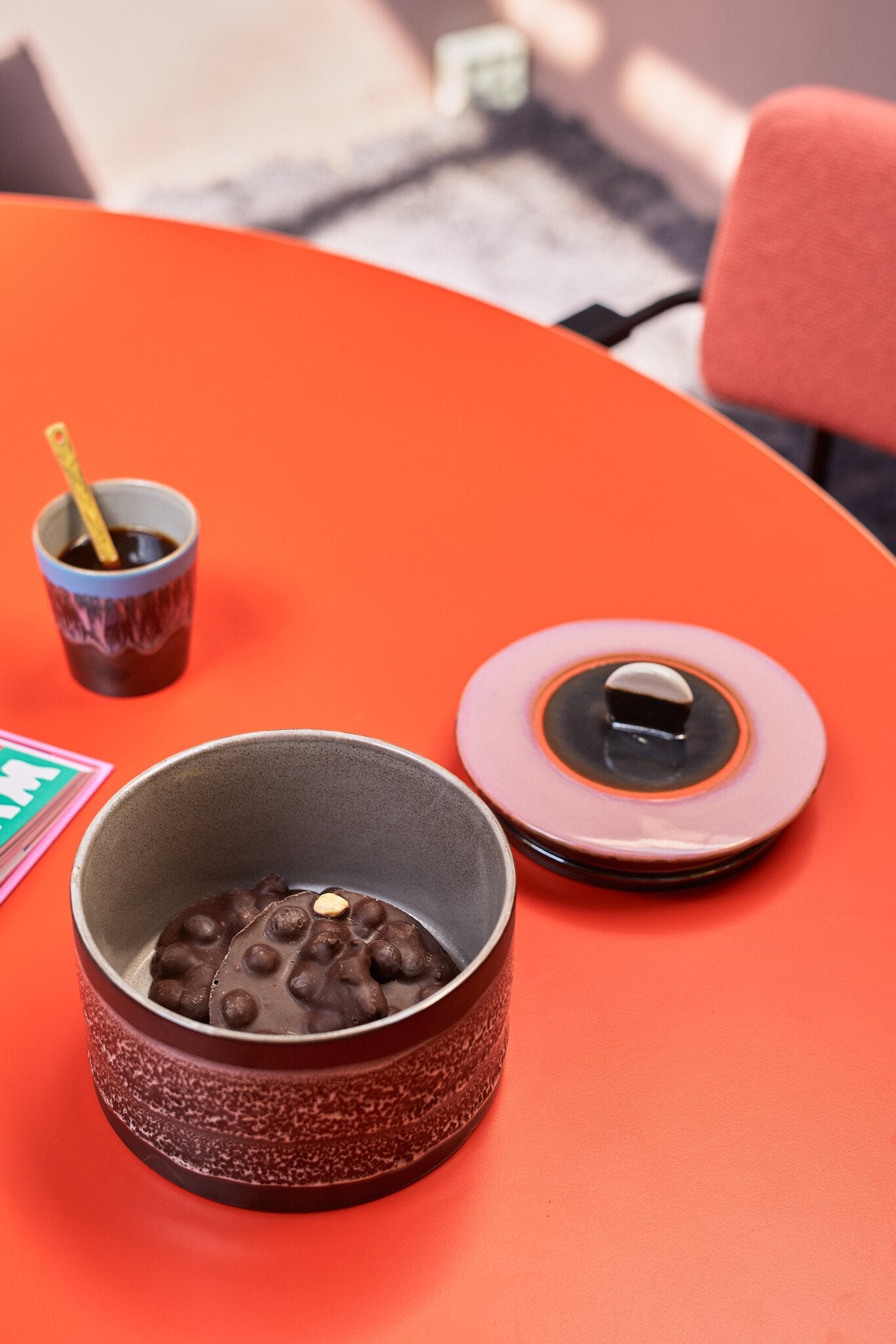 HK Living | 70's servies Koekjespot Disco