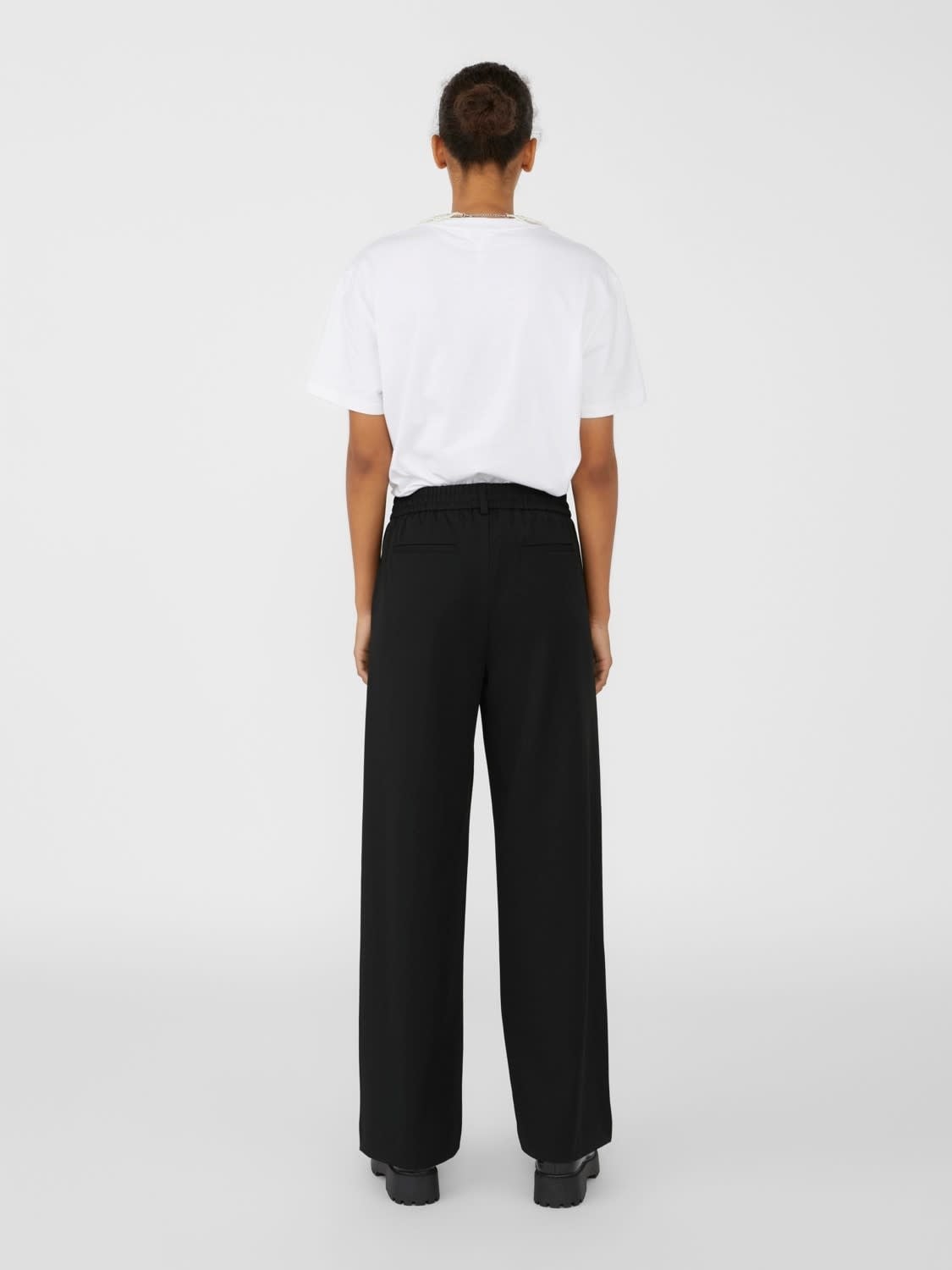 Objekt | Lisa weite schwarze Hose