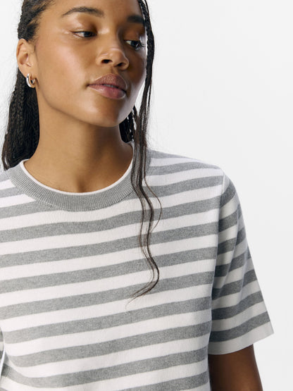 Objekt | Top Ester hellgrau