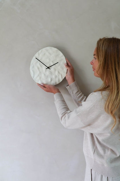 Leeff | Wanduhr Charlie White