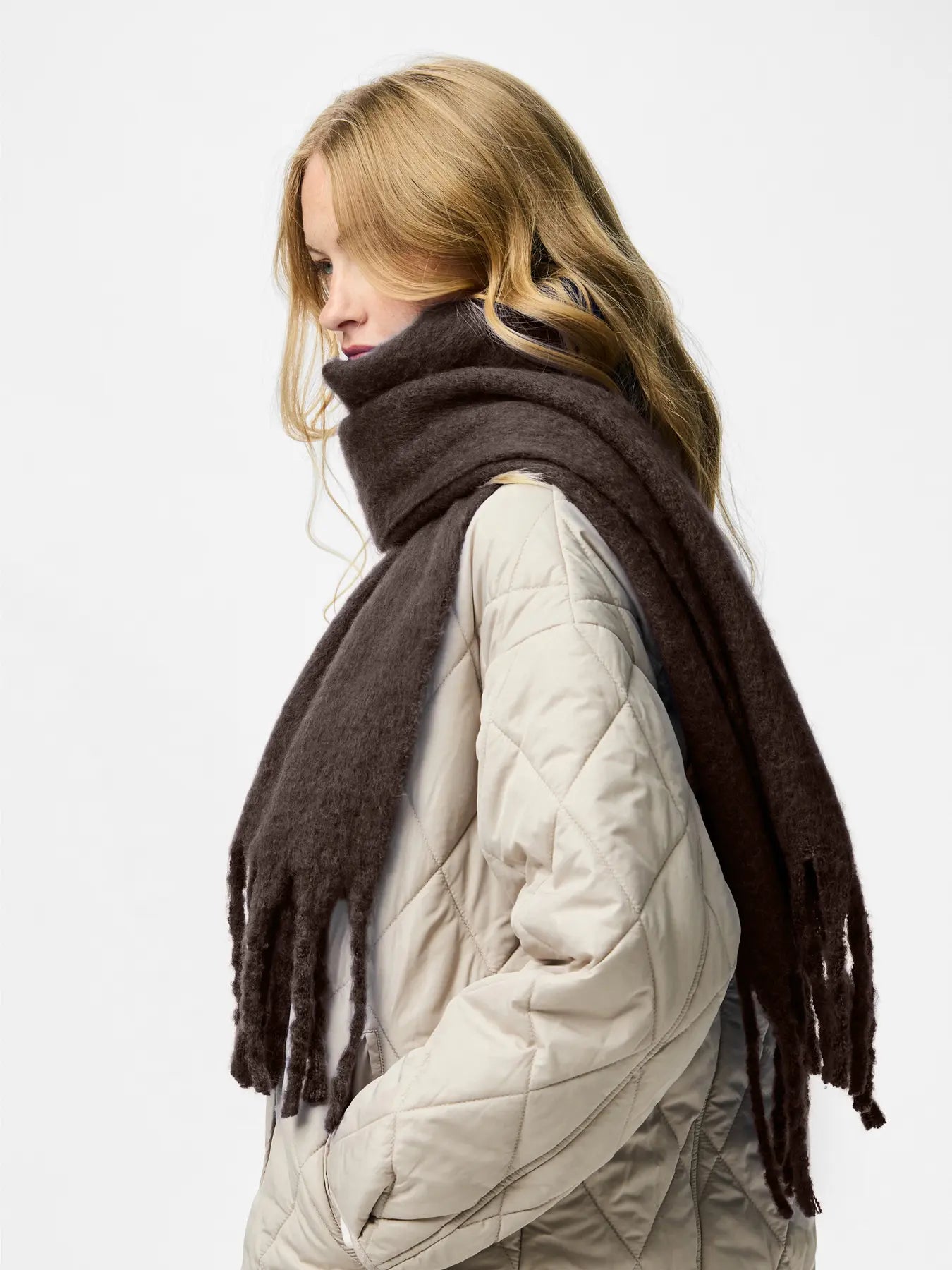 Pieces | Sjaal Nikita hot fudge