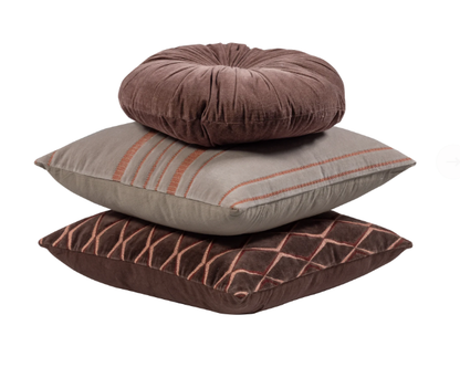 Woood | Kussen Aziz donker bruin 45cm